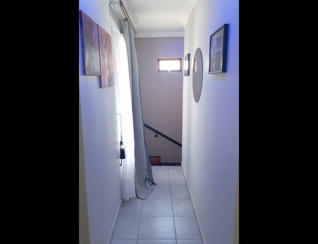 2 BEDROOM DUPLEX TO LET IN NOORDRAND